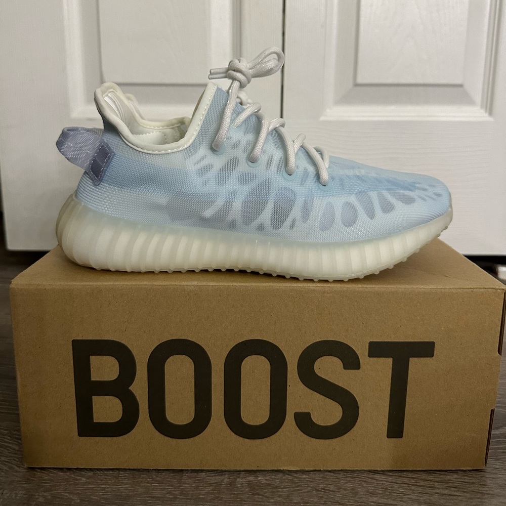 Adidas Yeezy Boost 350 “Mono Ice”